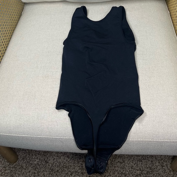 New without box Skims Seamless Sculpt Scoopneck Thong Bodysuit - Picture 3 of 4